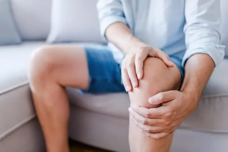 Чому болять коліна: причини та методи лікування болю в колінних суглобах 4
