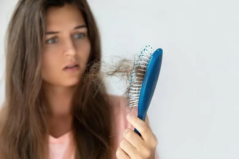 Випадання волосся: причини, поради та методи лікування 1